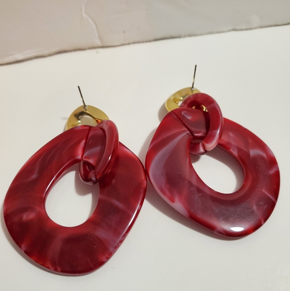 Acrylic and alloy studded crystal earrings, Durable earrings, dark red metal and - Picture 5 of 5